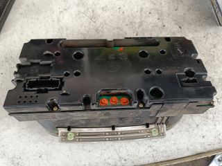 bontott VW CADDY Kilométeróra