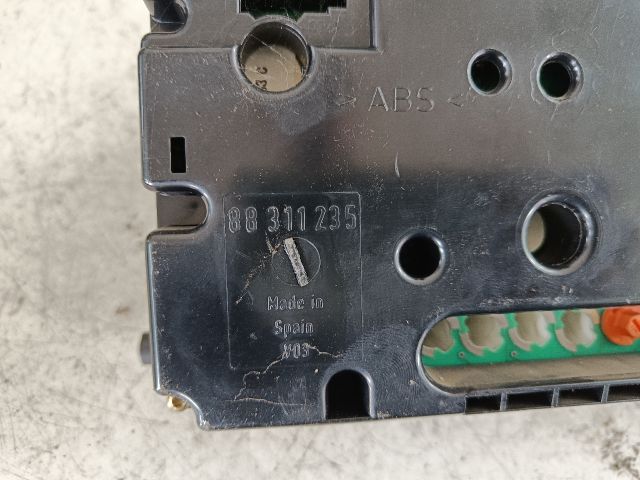 bontott VW CADDY Kilométeróra