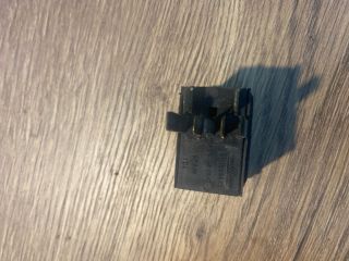 bontott VW CADDY Ablakfűtés Kapcsoló