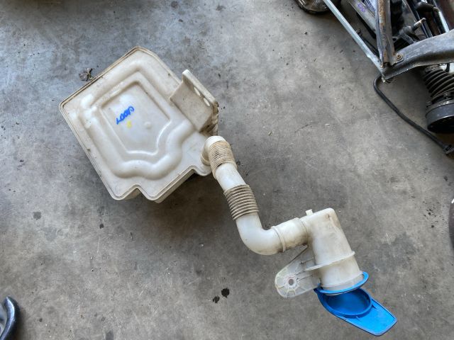 bontott VW CADDY Ablakmosó Tartály