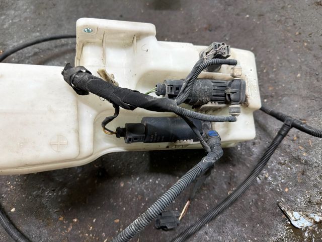 bontott VW CADDY Ablakmosó Tartály