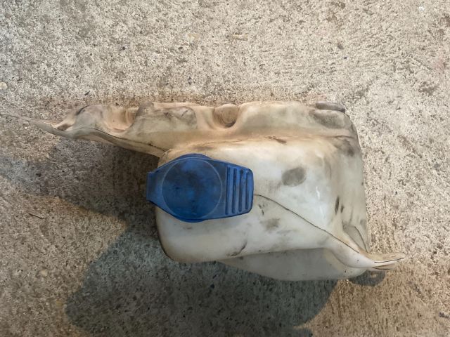 bontott VW CADDY Ablakmosó Tartály