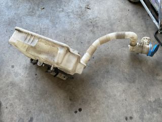 bontott VW CADDY Ablakmosó Tartály