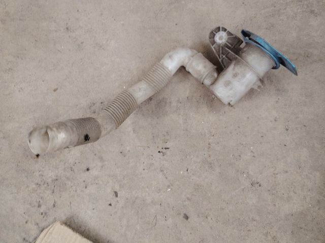 bontott VW CADDY Ablakmosótartály Betöltő