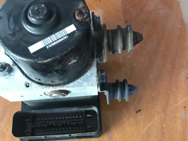 bontott VW CADDY ABS Kocka