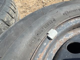 bontott VW CADDY Acélfelni Szett Gumival