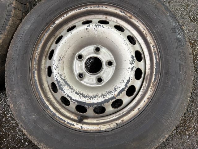 bontott VW CADDY Acélfelni Szett