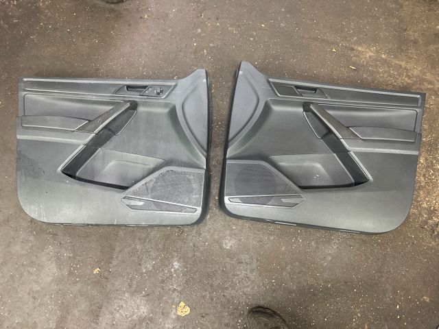 bontott VW CADDY Ajtó Kárpit Szett