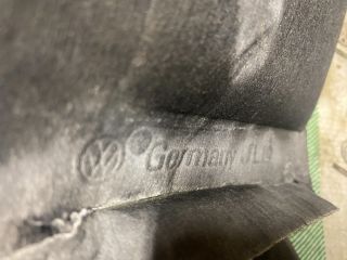 bontott VW CADDY Akkumulátor Szigetelés