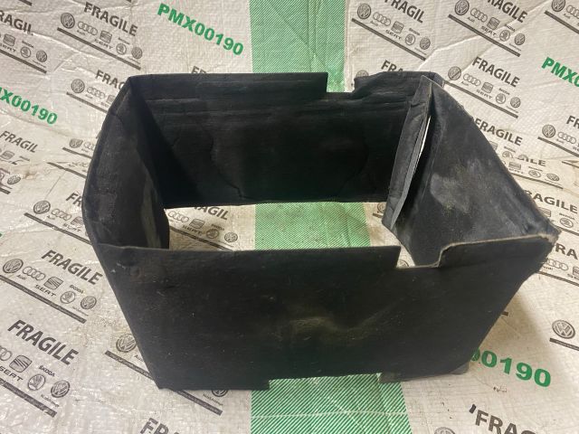 bontott VW CADDY Akkumulátor Szigetelés