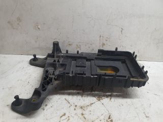 bontott VW CADDY Akkumulátor Tartó