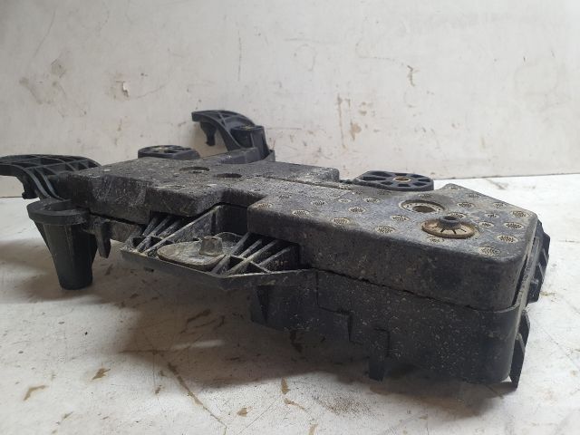 bontott VW CADDY Akkumulátor Tartó