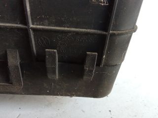 bontott VW CADDY Akkumulátor Tartó