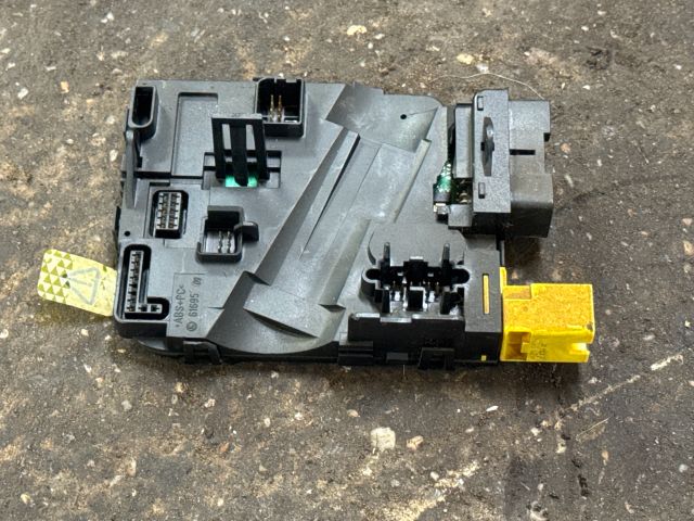 bontott VW CADDY Aktív Kormány Elektronika