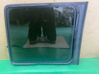 bontott VW CADDY Bal C Oszlop Oldalablak Üveg