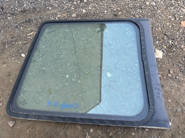 bontott VW CADDY Bal C Oszlop Oldalablak Üveg