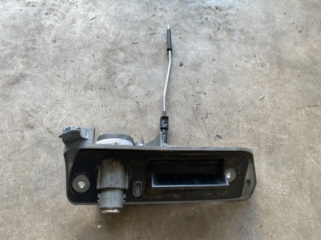 bontott VW CADDY Bal Csomagtérajtó Zárszerkezet