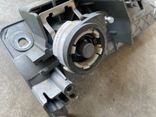 bontott VW CADDY Bal Csomagtérajtó Zárszerkezet