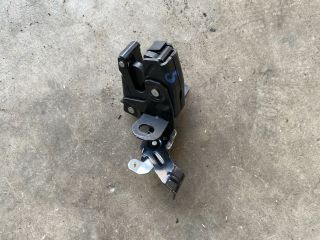 bontott VW CADDY Bal Csomagtérajtó Zárszerkezet