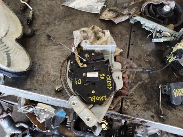 bontott VW CADDY Bal Csomagtérajtó Zárszerkezet