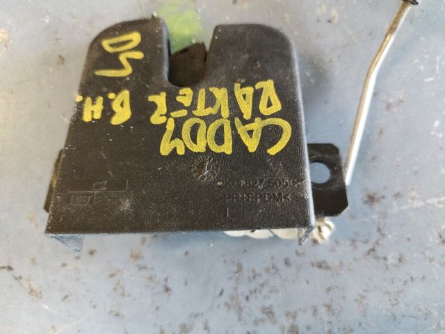 bontott VW CADDY Bal Csomagtérajtó Zárszerkezet