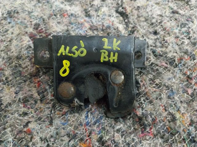 bontott VW CADDY Bal Csomagtérajtó Zárszerkezet