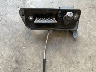 bontott VW CADDY Bal Csomagtérajtó Zárszerkezet