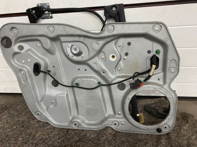 bontott VW CADDY Bal első Ablakemelő Szerkezet (Elektromos)