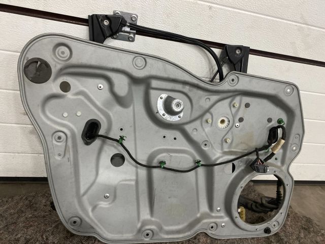 bontott VW CADDY Bal első Ablakemelő Szerkezet (Elektromos)