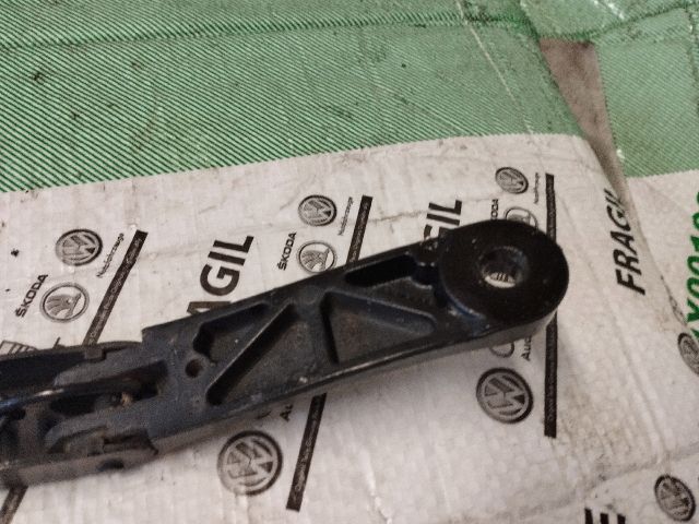 bontott VW CADDY Bal első Ablaktörlő Kar