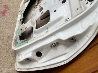 bontott VW CADDY Bal első Ajtó (Üres lemez)