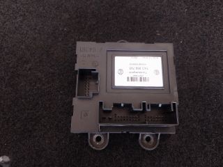 bontott VW CADDY Bal első Ajtó Vezérlőegység