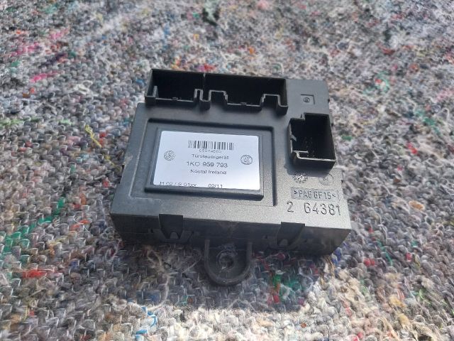 bontott VW CADDY Bal első Ajtó Vezérlőegység