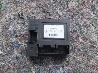 bontott VW CADDY Bal első Ajtó Vezérlőegység