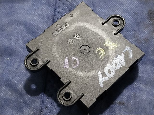 bontott VW CADDY Bal első Ajtó Vezérlőegység