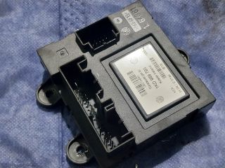 bontott VW CADDY Bal első Ajtó Vezérlőegység