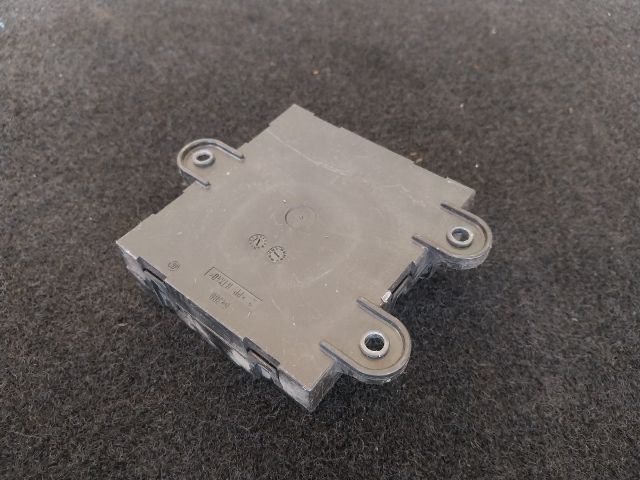 bontott VW CADDY Bal első Ajtó Vezérlőegység