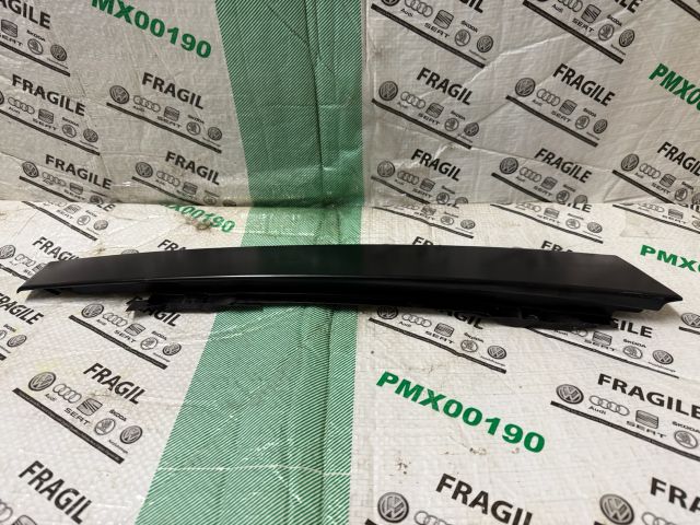 bontott VW CADDY Bal első Ajtókeret Burkolat