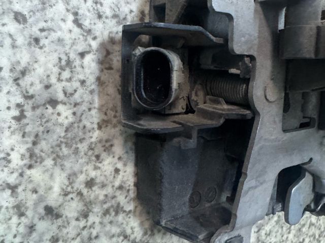 bontott VW CADDY Bal első Ajtózár