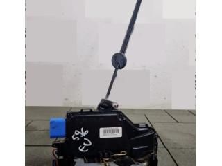 bontott VW CADDY Bal első Ajtózár