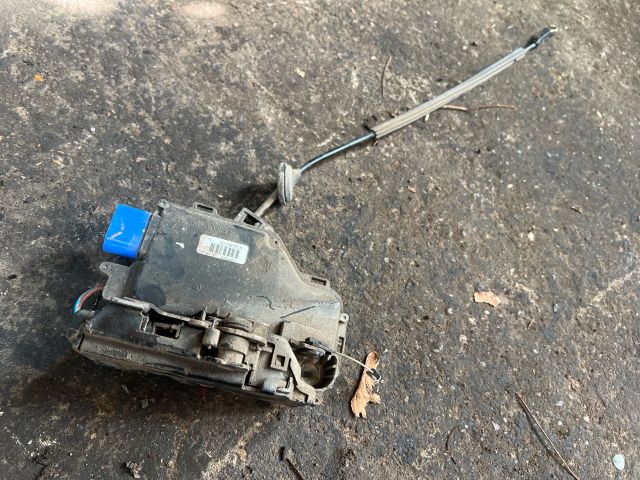 bontott VW CADDY Bal első Ajtózár