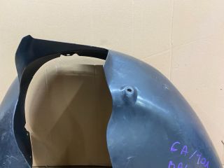 bontott VW CADDY Bal első Dobbetét (Kerékjárati, Műanyag)