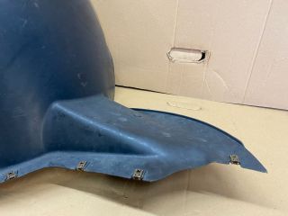 bontott VW CADDY Bal első Dobbetét (Kerékjárati, Műanyag)