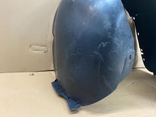 bontott VW CADDY Bal első Dobbetét (Kerékjárati, Műanyag)