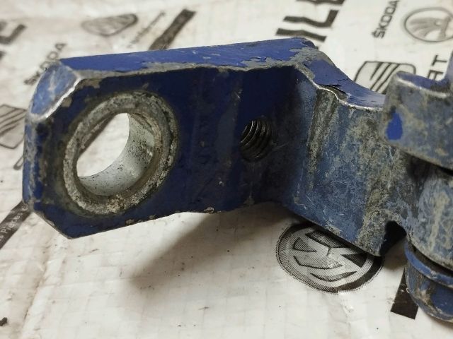 bontott VW CADDY Bal első Felső Zsanér