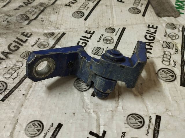 bontott VW CADDY Bal első Felső Zsanér