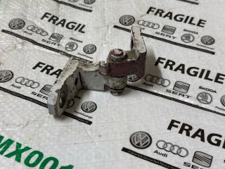 bontott VW CADDY Bal első Felső Zsanér