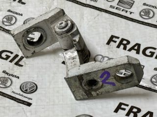 bontott VW CADDY Bal első Felső Zsanér