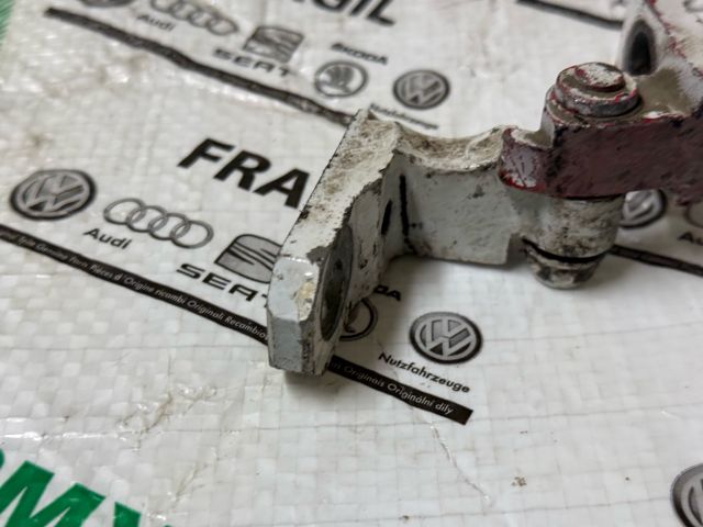 bontott VW CADDY Bal első Felső Zsanér