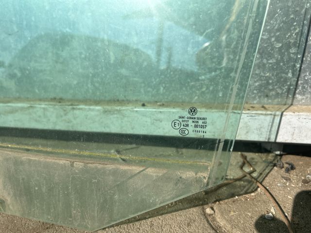 bontott VW CADDY Bal első Fixüveg (Ajtóban)